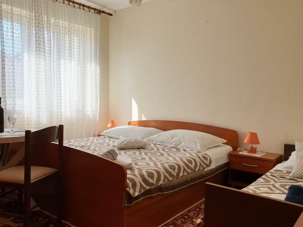 Guest House Miro Новалья Экстерьер фото